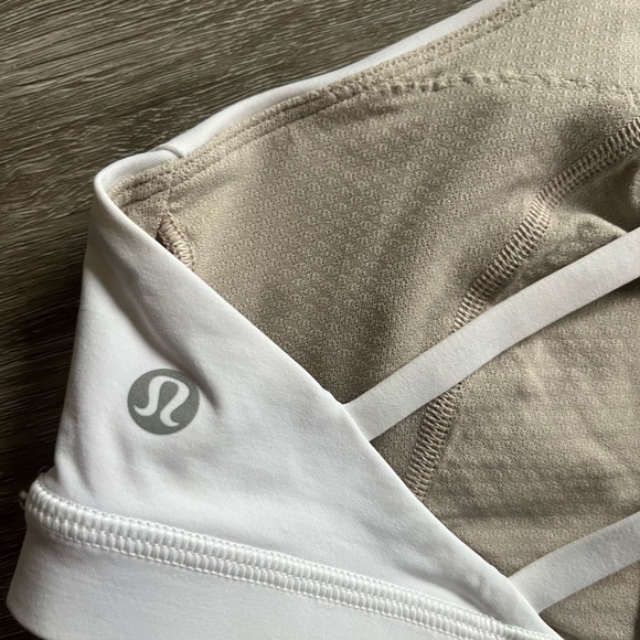 Lululemon Free to be Serene High Neck Sports Bra - Picture 3 of 3